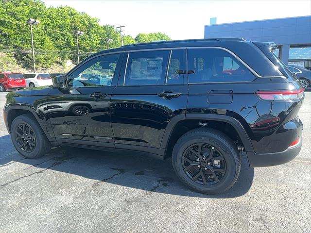 2026 Jeep Grand Cherokee Altitude 4x4