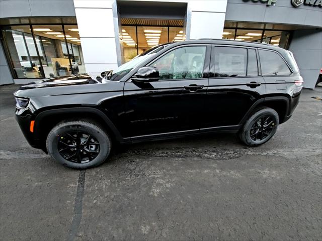 2026 Jeep Grand Cherokee GRAND CHEROKEE ALTITUDE 4X4