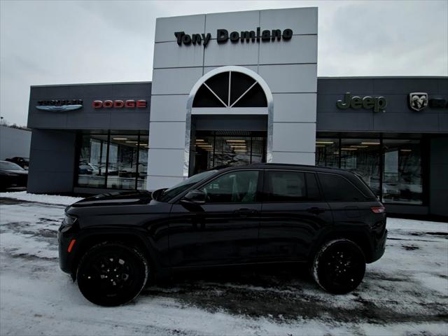 2026 Jeep Grand Cherokee GRAND CHEROKEE ALTITUDE 4X4