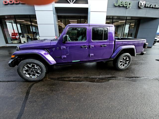 2026 Jeep Gladiator Sahara 4x4