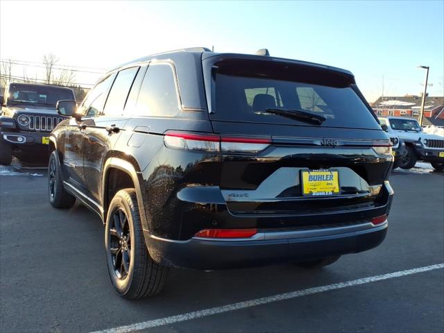 2026 Jeep Grand Cherokee GRAND CHEROKEE LAREDO ALTITUDE 4X4