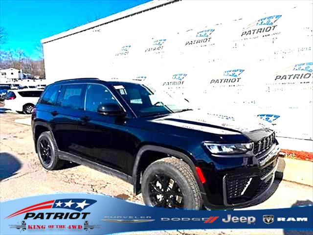 2026 Jeep Grand Cherokee Altitude 4x4 for sale in Oakland, MD