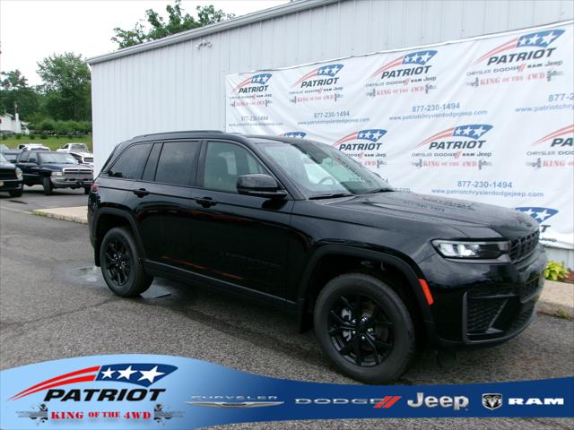 2026 Jeep Grand Cherokee Altitude 4x4 for sale in Oakland, MD