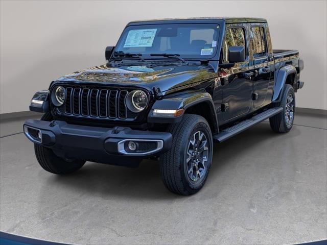 2026 Jeep Gladiator GLADIATOR SAHARA 4X4