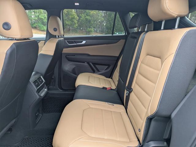 2026 Volkswagen Atlas Cross Sport SEL R-Line Black