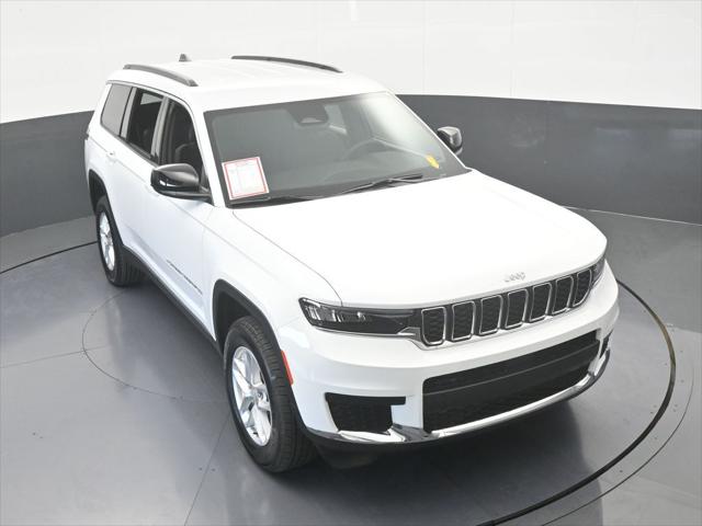 2024 Jeep Grand Cherokee L Laredo 4x2