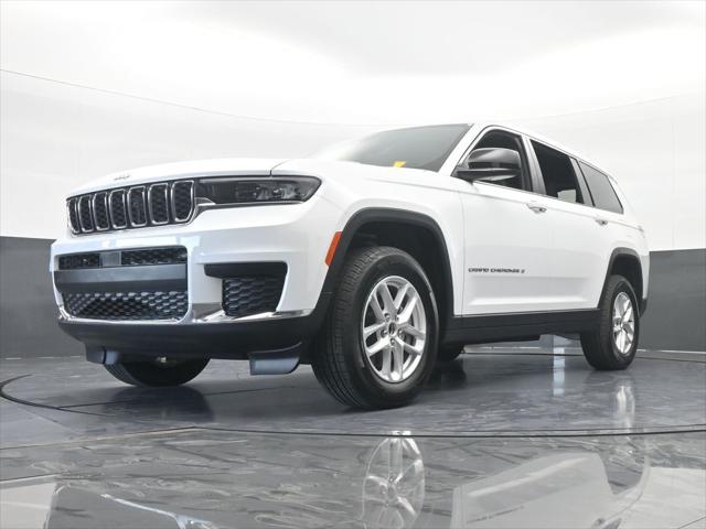 2024 Jeep Grand Cherokee L Laredo 4x2