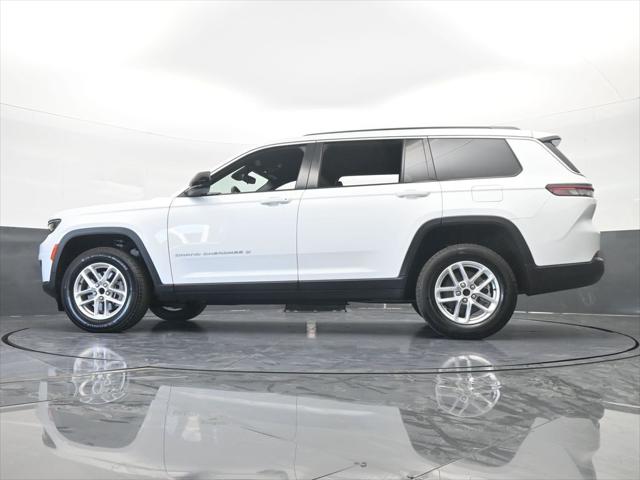 2024 Jeep Grand Cherokee L Laredo 4x2