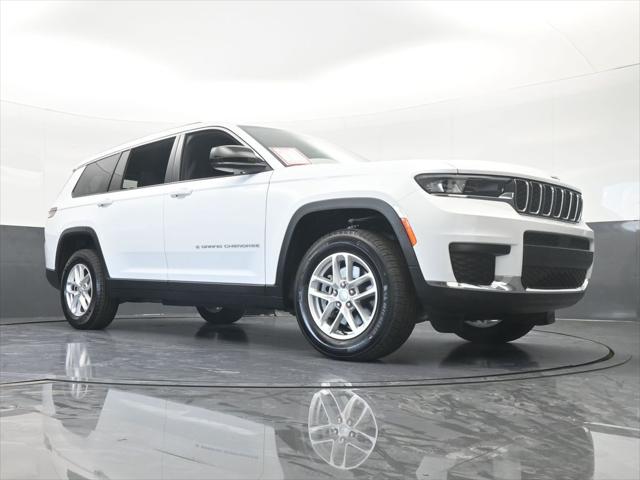 2024 Jeep Grand Cherokee L Laredo 4x2