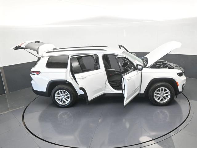2024 Jeep Grand Cherokee L Laredo 4x2