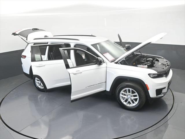 2024 Jeep Grand Cherokee L Laredo 4x2