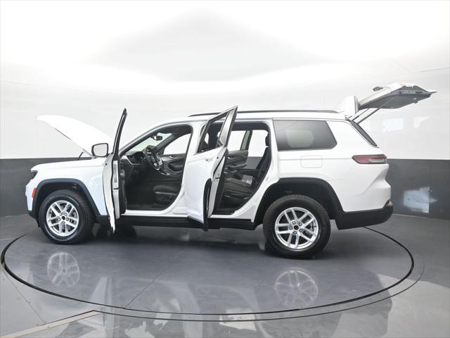2024 Jeep Grand Cherokee L Laredo 4x2
