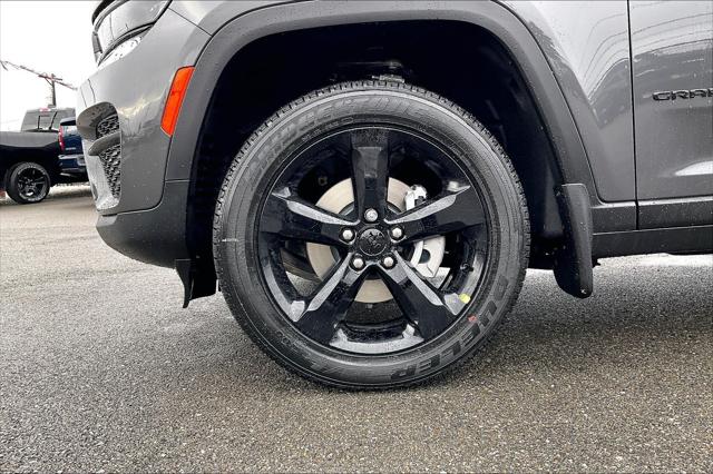 2025 Jeep Grand Cherokee Altitude X 4x4