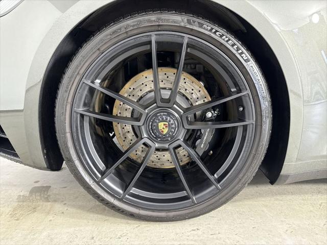 2024 Porsche 911 Carrera GTS
