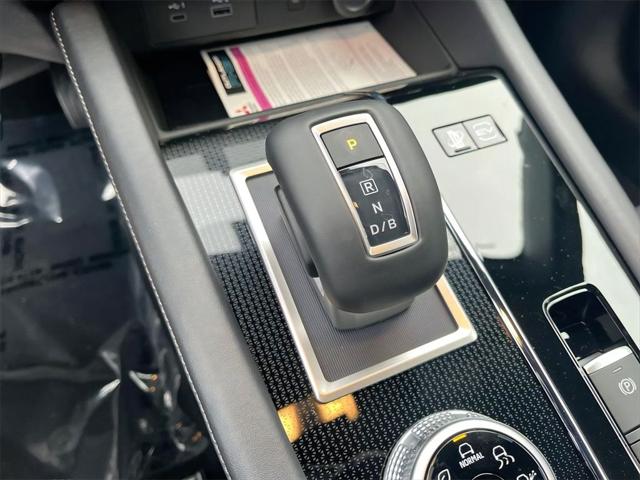 2025 Mitsubishi Outlander PHEV SEL BLACK EDITION S-AWC