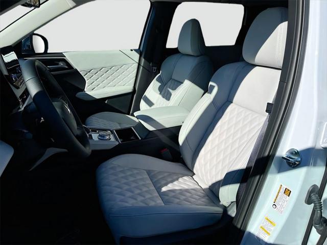 2025 Mitsubishi Outlander PHEV SEL S-AWC