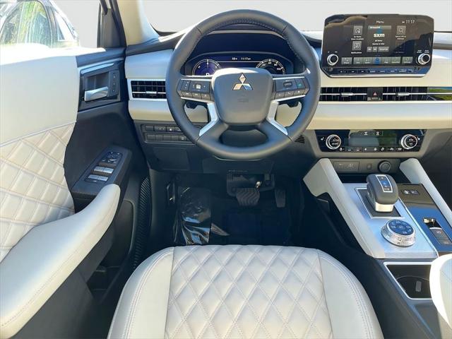 2025 Mitsubishi Outlander PHEV SEL S-AWC