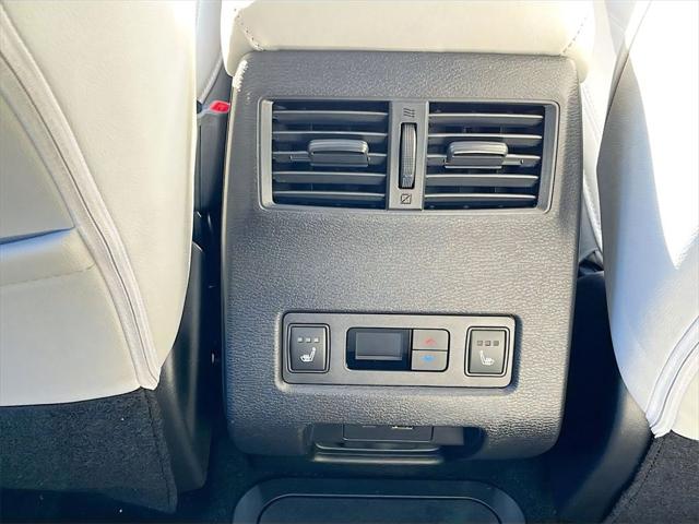 2025 Mitsubishi Outlander PHEV SEL S-AWC