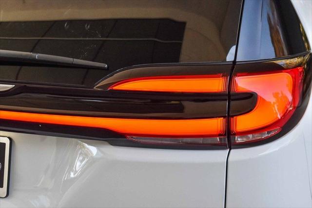 2026 Chrysler Pacifica Pinnacle AWD