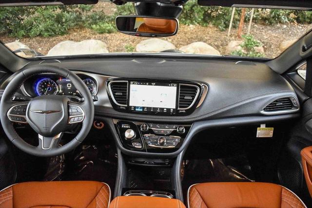 2026 Chrysler Pacifica Pinnacle AWD