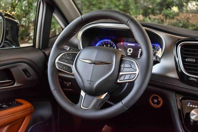 2026 Chrysler Pacifica Pinnacle AWD