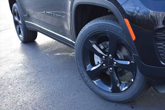 2025 Jeep Grand Cherokee Altitude X 4x4