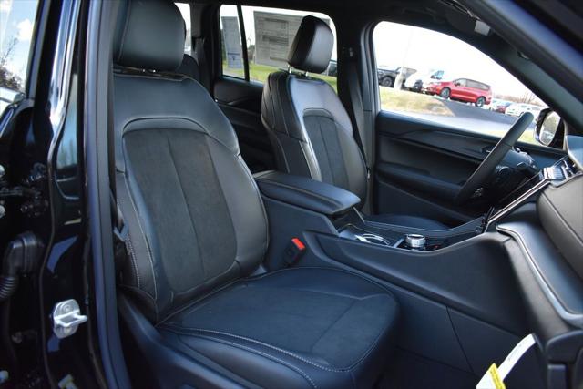 2025 Jeep Grand Cherokee Altitude X 4x4