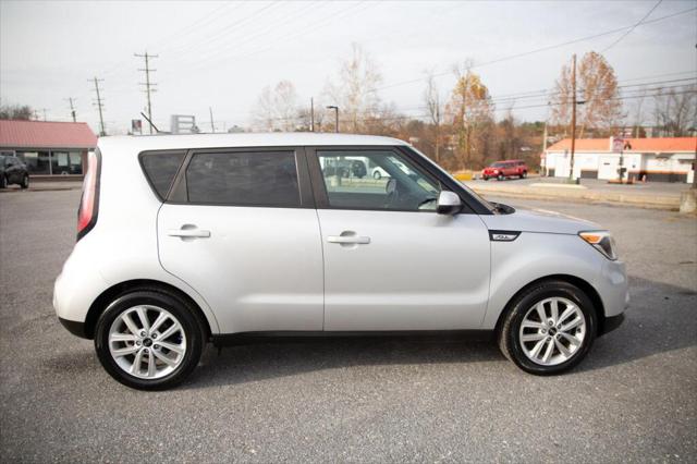 2019 Kia Soul +