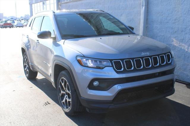 2024 Jeep Compass Latitude 4x4 2024 Jeep Compass Latitude 4x4