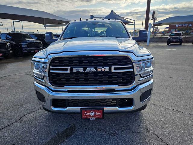 2023 RAM 2500 Tradesman Crew Cab 4x2 8 Box 2023 RAM 2500 Tradesman Crew Cab 4x2 8 Box