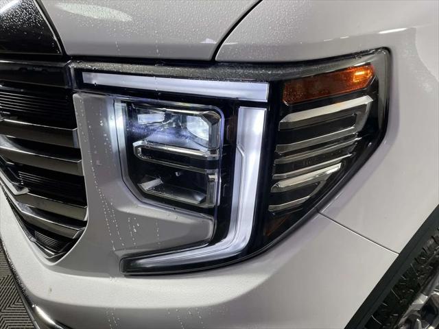 2023 GMC Sierra 1500 4WD Crew Cab Short Box SLT