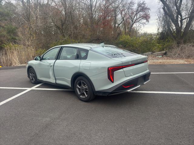 2025 Kia K4 LXS 2025 Kia K4 LXS