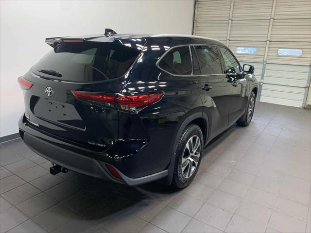 2022 Toyota Highlander XLE 2022 Toyota Highlander XLE