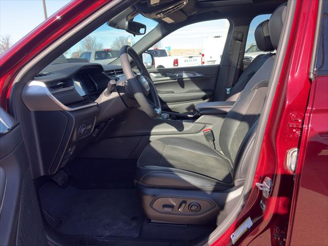 2023 Jeep Grand Cherokee Altitude 4x4