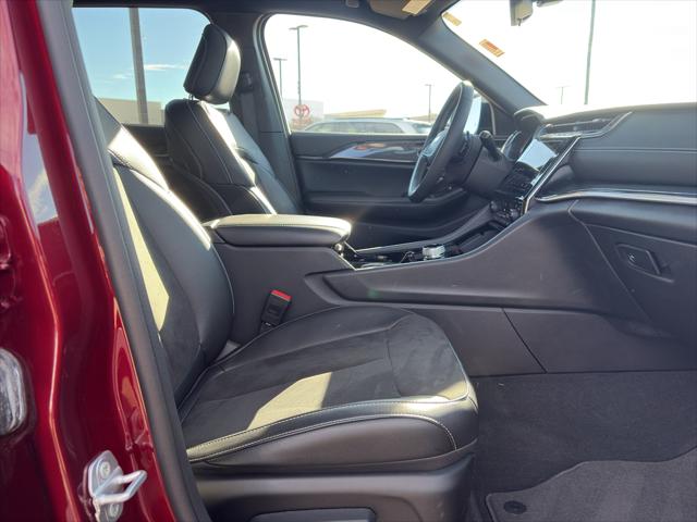 2023 Jeep Grand Cherokee Altitude 4x4