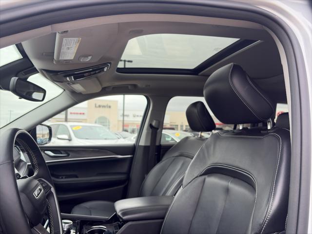 2022 Jeep Grand Cherokee L Limited 4x4