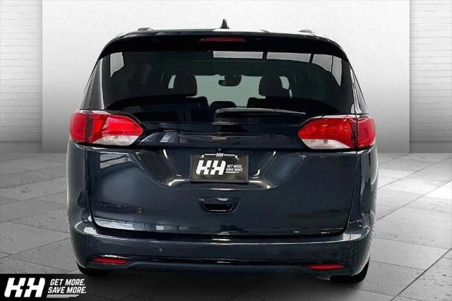 2020 Chrysler Pacifica Red S Edition 2020 Chrysler Pacifica Red S Edition