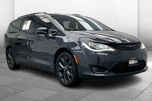 2020 Chrysler Pacifica Red S Edition