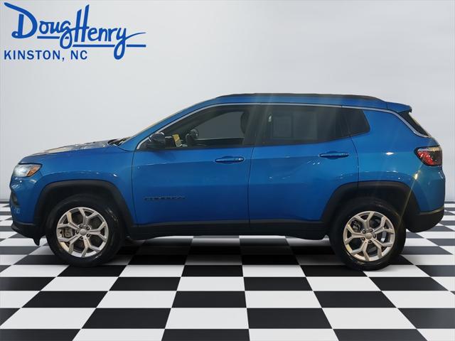 2024 Jeep Compass Latitude 4x4 2024 Jeep Compass Latitude 4x4