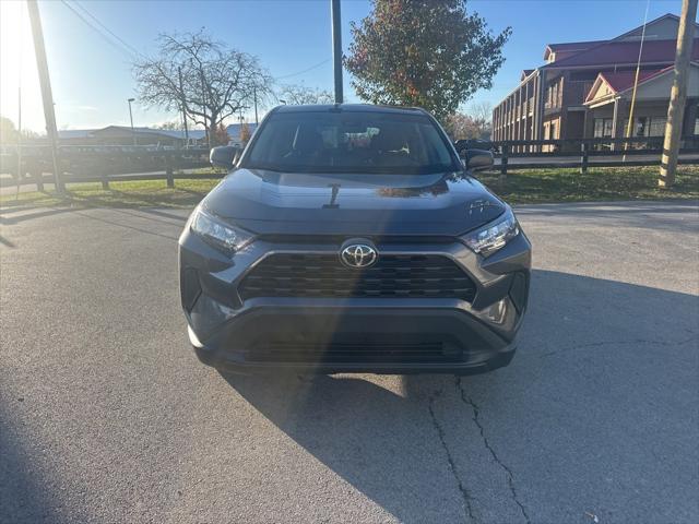 2022 Toyota RAV4 LE 2022 Toyota RAV4 LE
