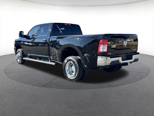 2024 RAM 3500 Tradesman Crew Cab 4x4 8 Box 2024 RAM 3500 Tradesman Crew Cab 4x4 8 Box