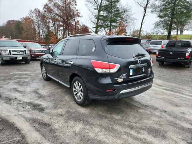2016 Nissan Pathfinder S 2016 Nissan Pathfinder S