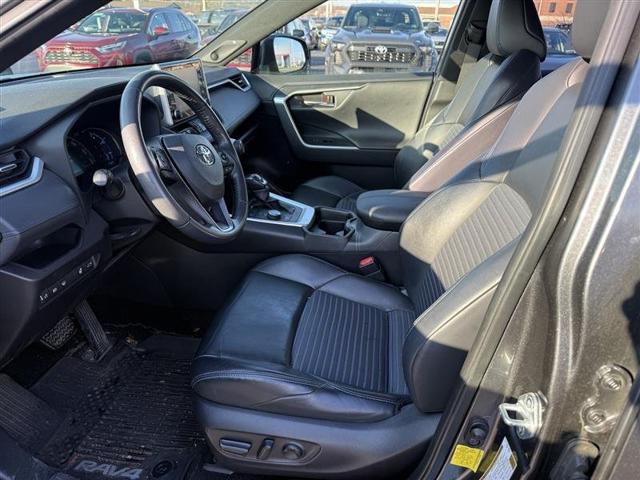 2020 Toyota RAV4 Hybrid XSE 2020 Toyota RAV4 Hybrid XSE