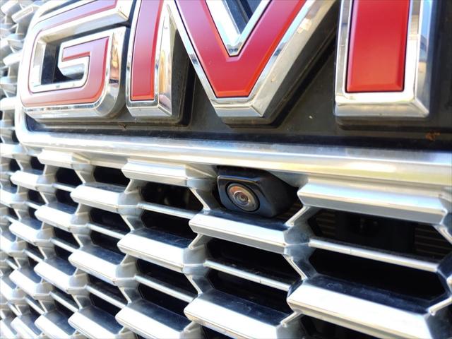 2021 GMC Yukon XL 4WD Denali 2021 GMC Yukon XL 4WD Denali