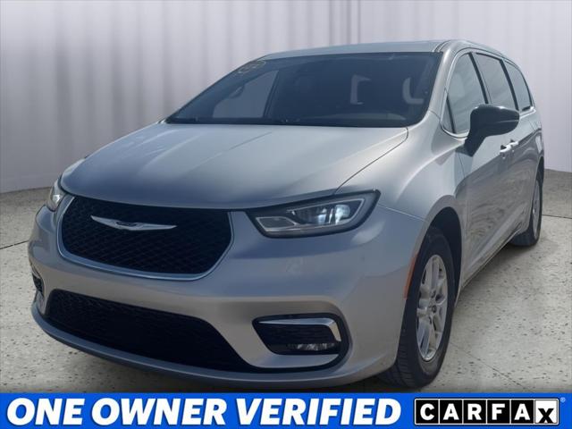 2024 Chrysler Pacifica Touring L for sale in Fort Scott, KS