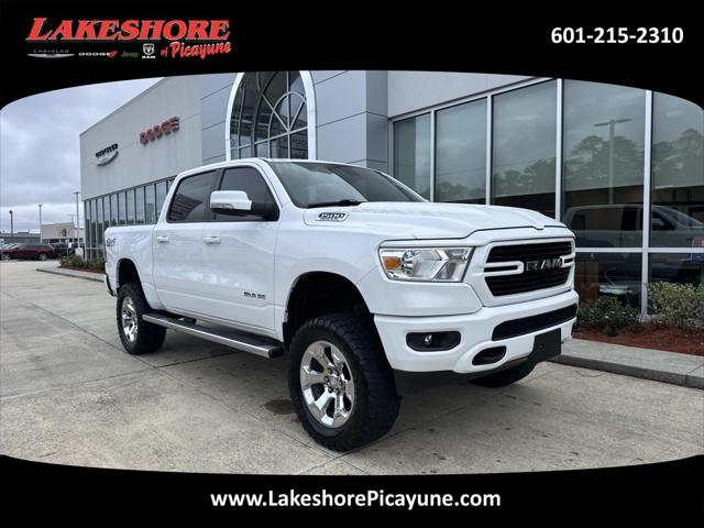 2019 RAM 1500 Big Horn/Lone Star Crew Cab 4x4 57 Box