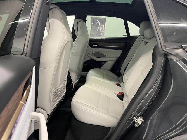 2024 Porsche Macan Electric 4