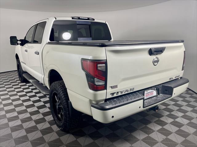 2020 Nissan TITAN Crew Cab SL 4x4