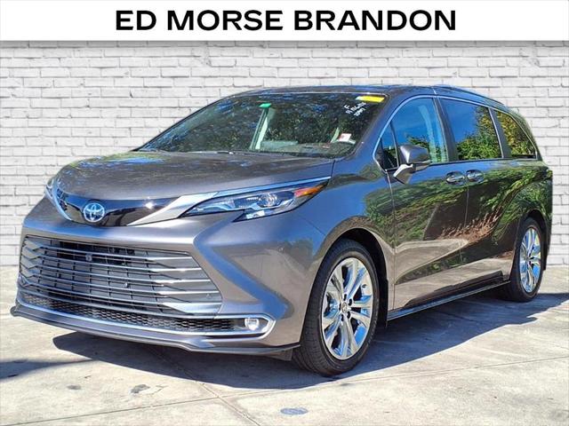 2024 Toyota Sienna Platinum 2024 Toyota Sienna Platinum