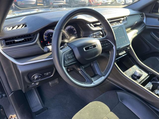 2023 Jeep Grand Cherokee L Altitude 4x4 2023 Jeep Grand Cherokee L Altitude 4x4